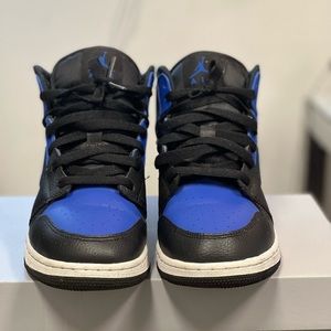 Jordan 1 Retro Mid “Royal Blue” (2013)